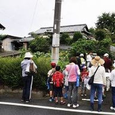 宇土城跡体験発掘の様子　1枚目の写真