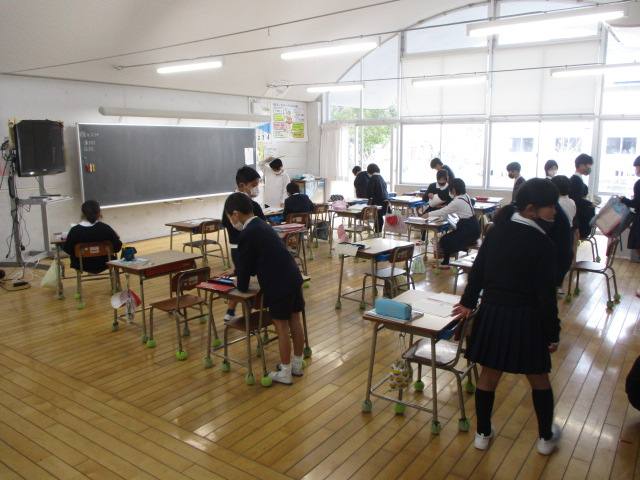 3年