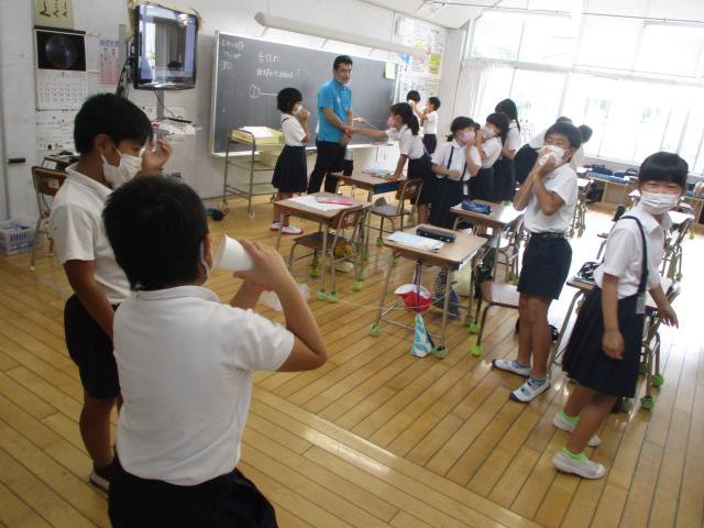 3年
