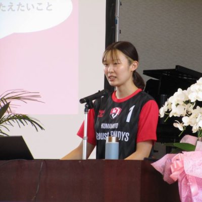 １