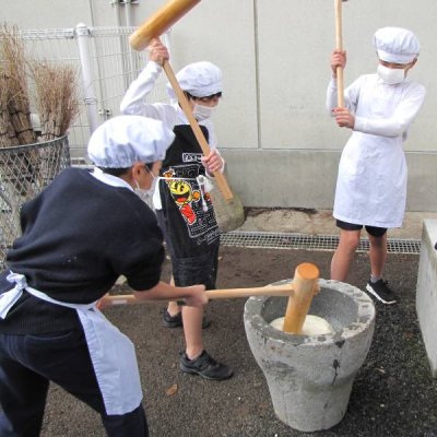 餅つき大会の様子１